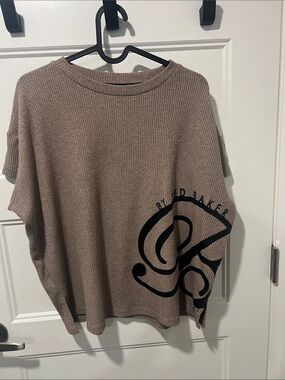 Ted Baker Taupe Ribbed Short-Sleeve Sweater with Black Graphic